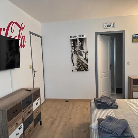 Avec Salle De Bain Privative 3* Sargé Les Le Mans